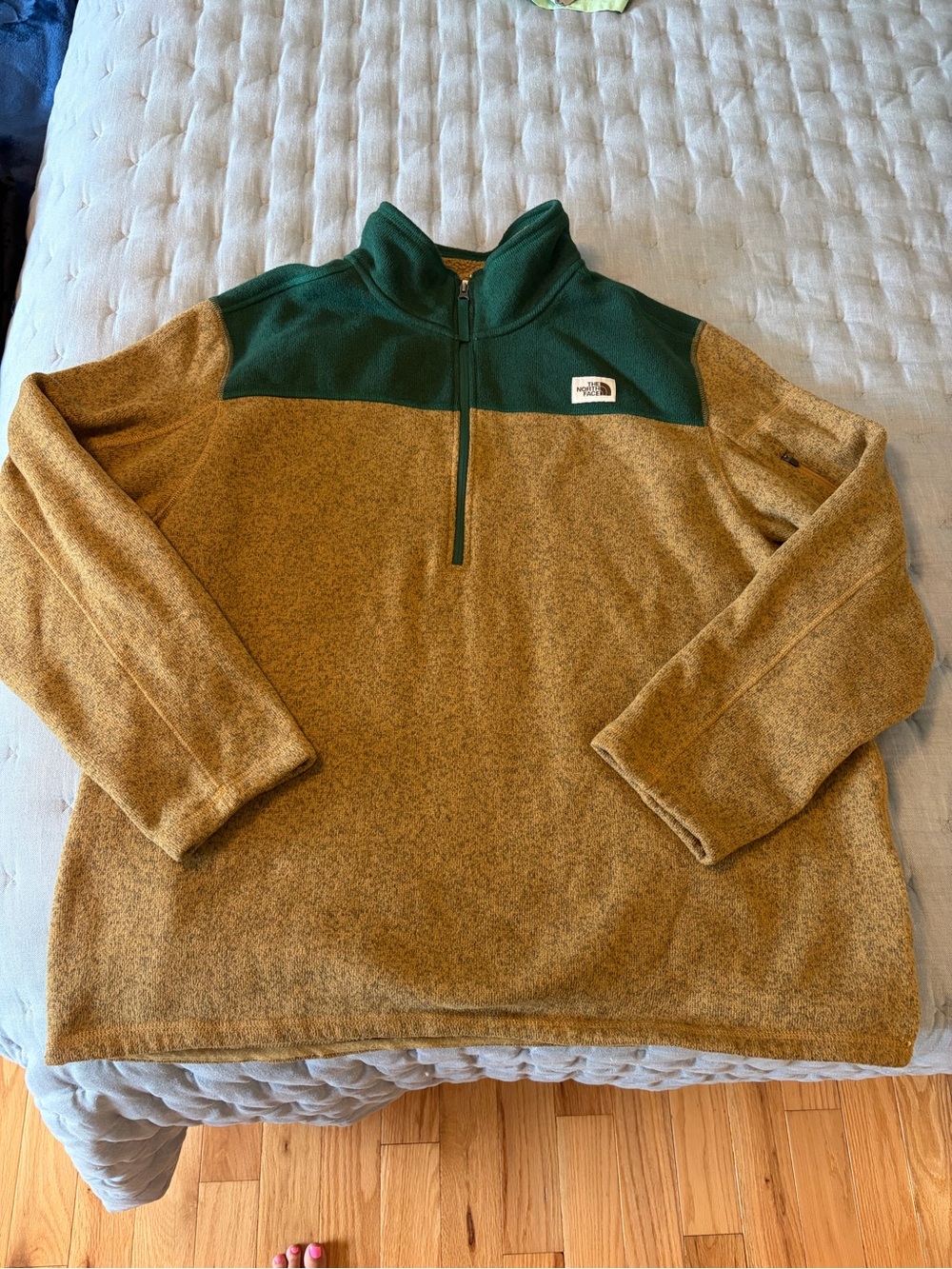 The North Face Men’s Brown Fleece Pullover with Green Yoke Zip